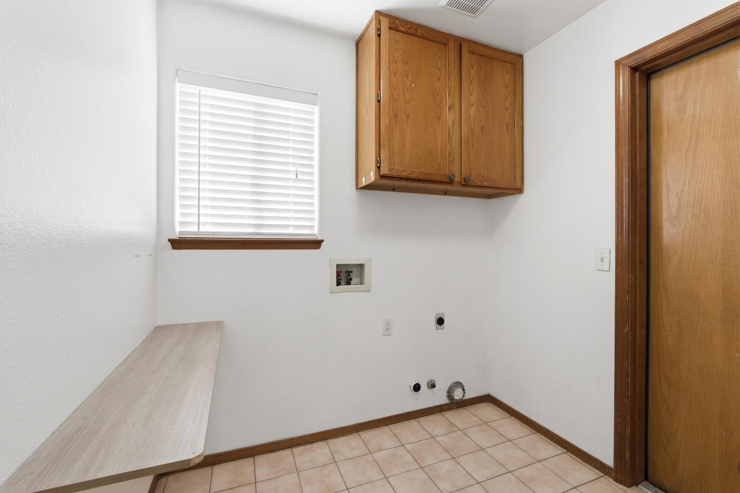 865 Mckelvy Avenue, Clovis, CA, 93611