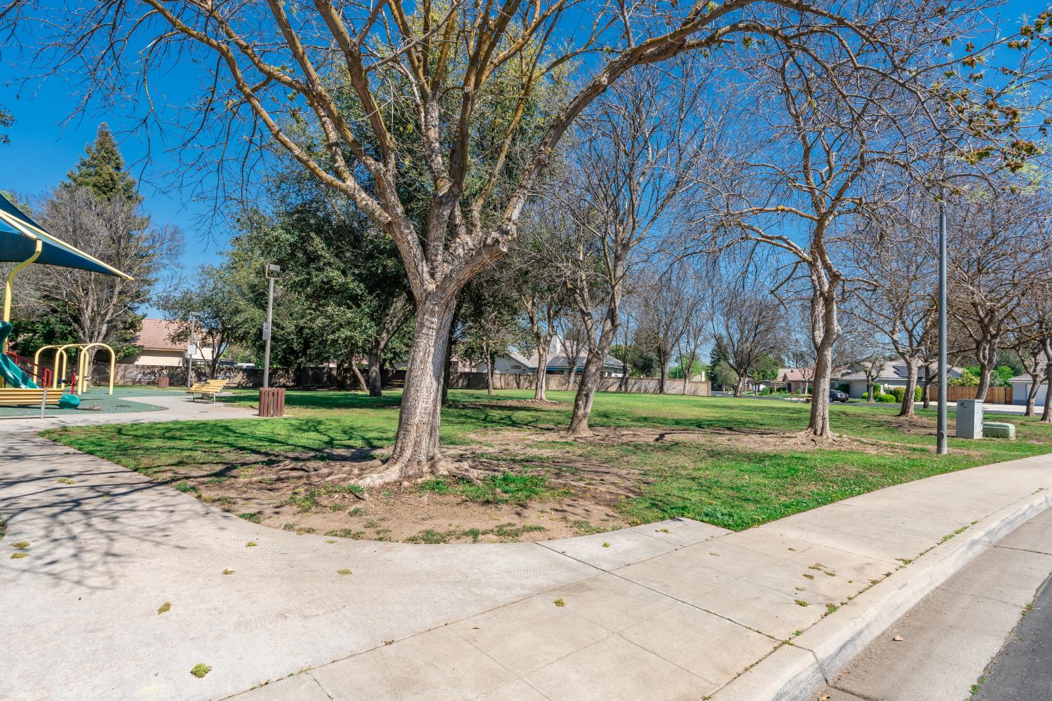 865 Mckelvy Avenue, Clovis, CA, 93611
