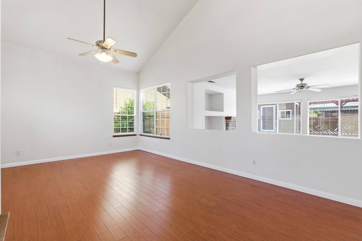 865 Mckelvy Avenue, Clovis, CA, 93611