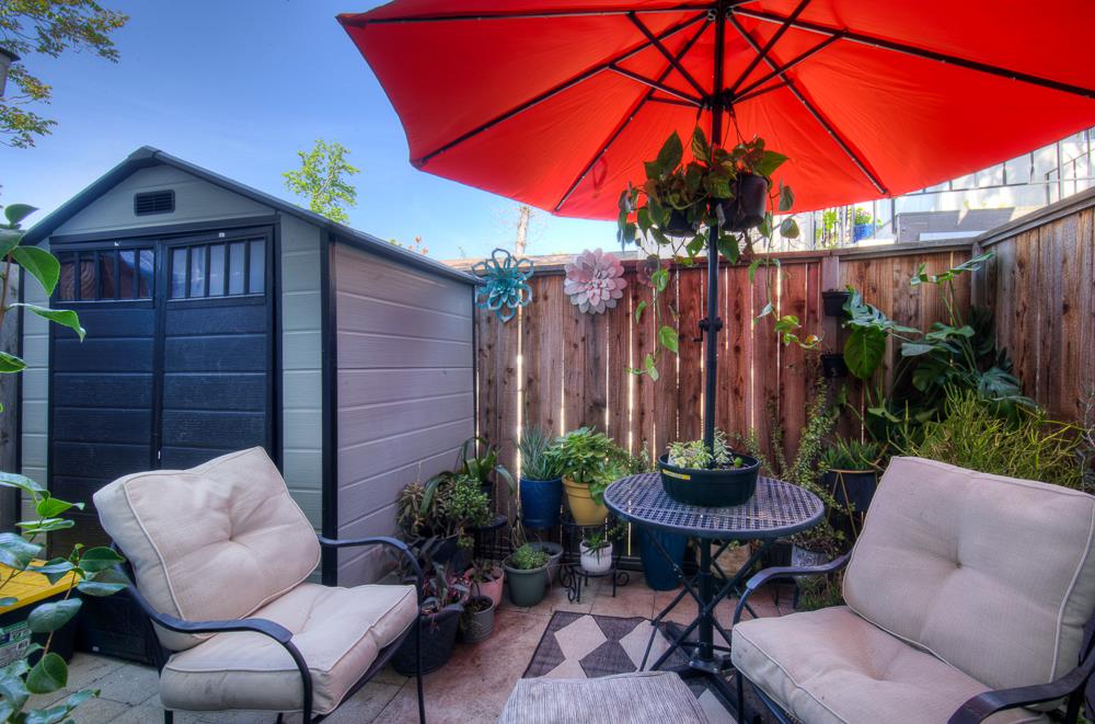 402 N Poplar Avenue, Fresno, CA, 93701