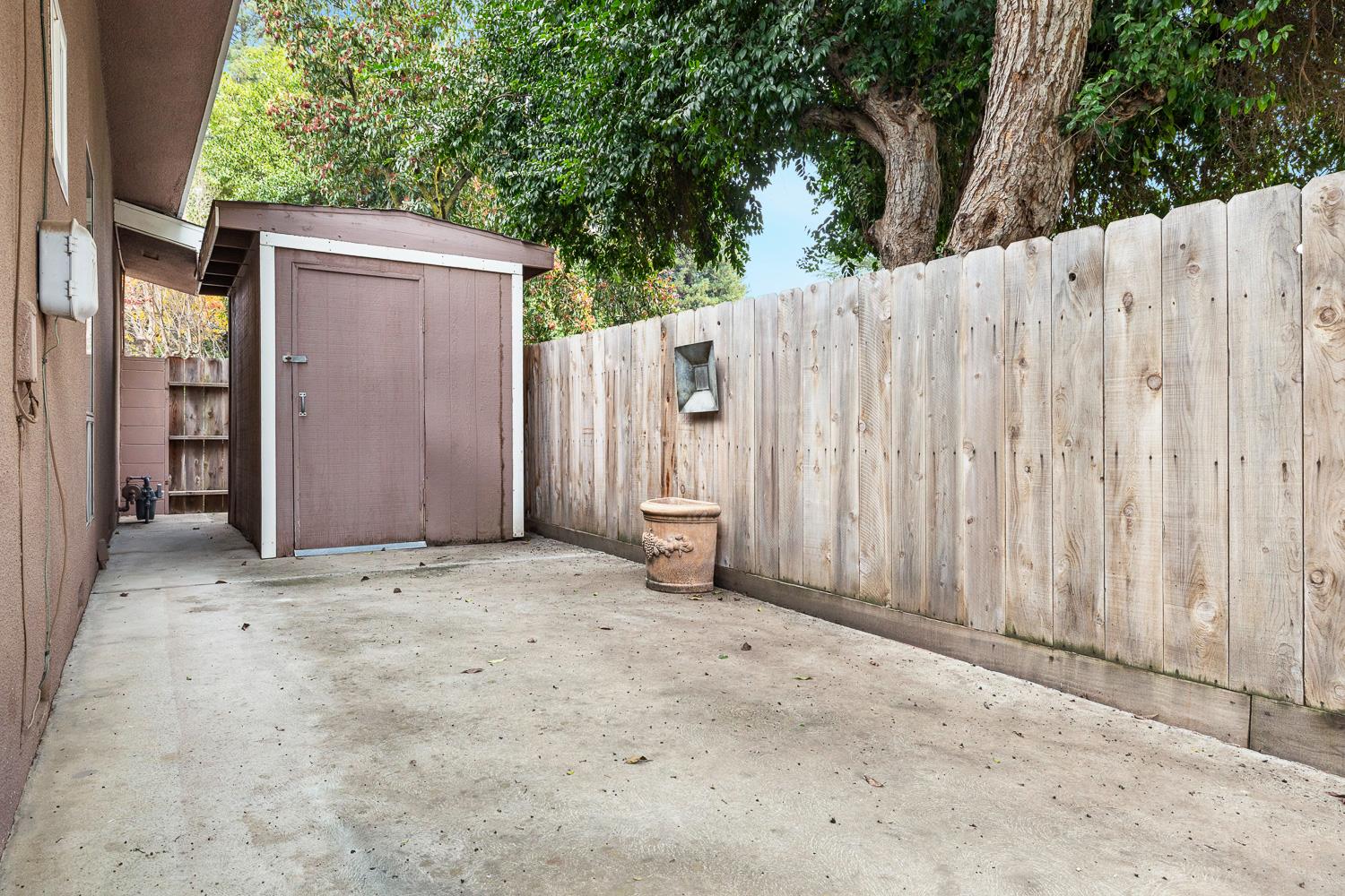 5627 N Kavanagh Avenue, Fresno, CA, 93711