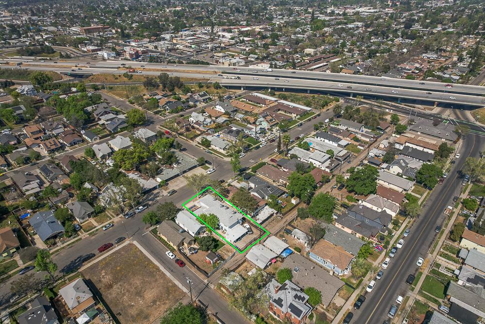 402 N Poplar Avenue, Fresno, CA, 93701