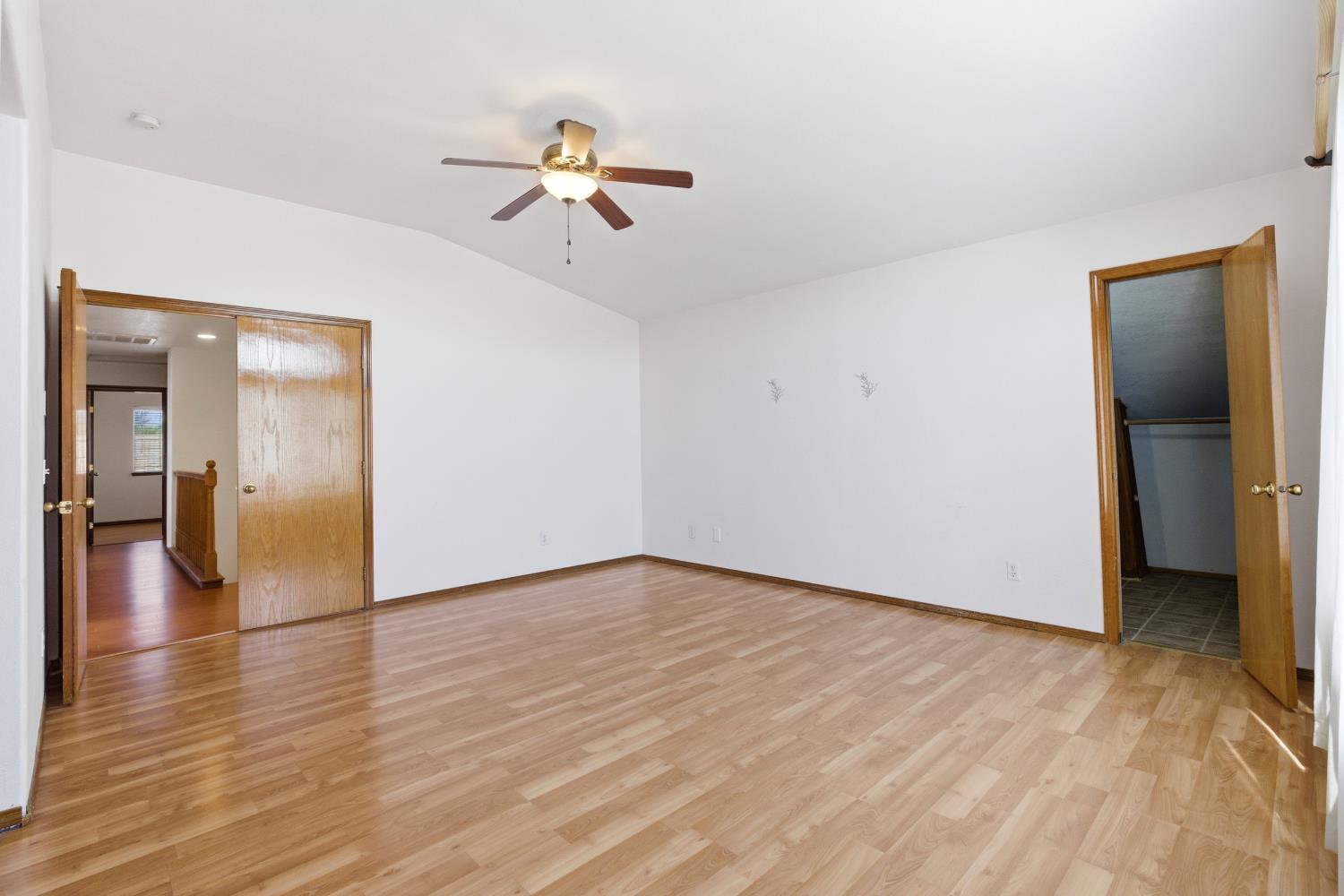 865 Mckelvy Avenue, Clovis, CA, 93611