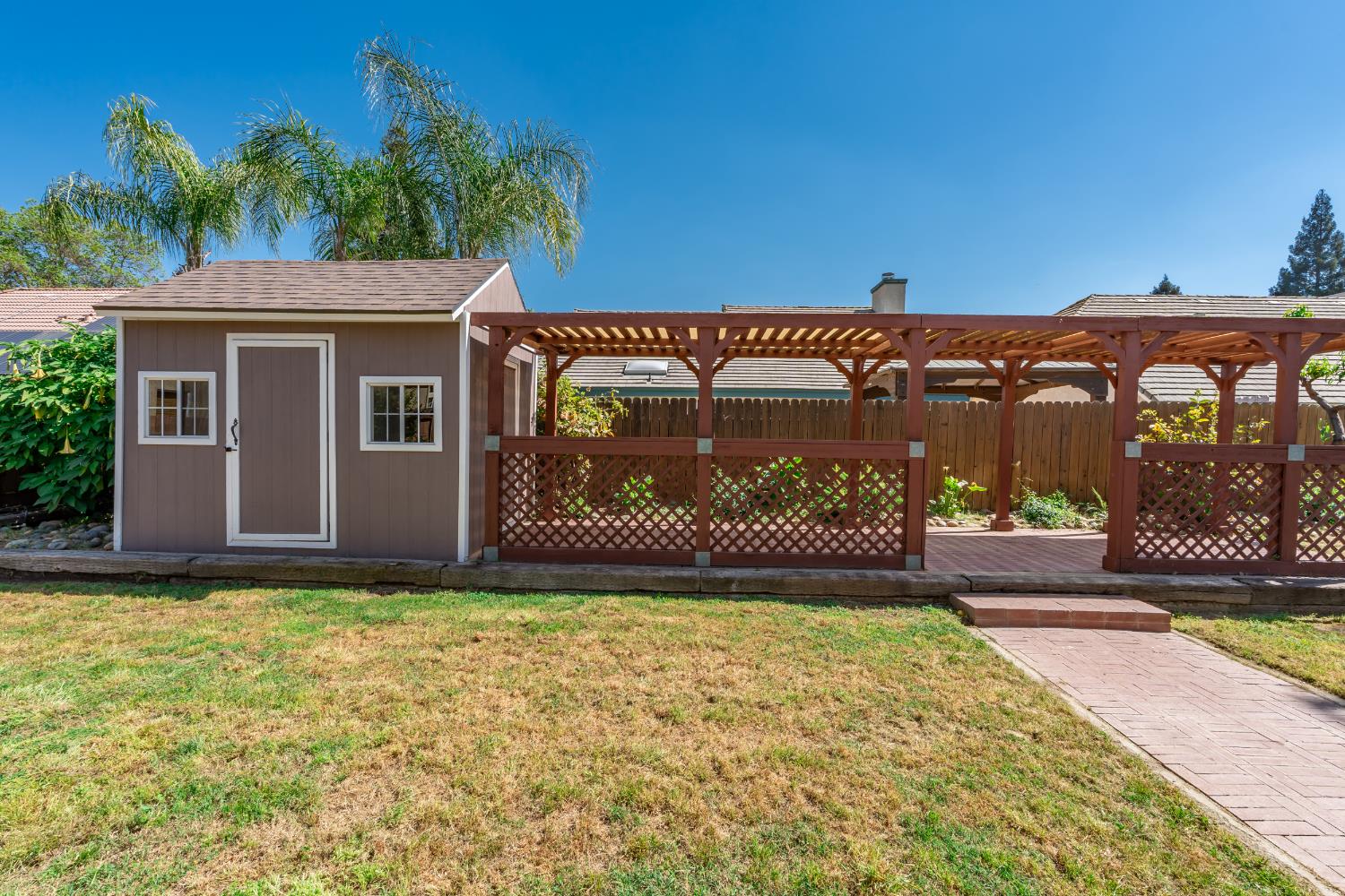 865 Mckelvy Avenue, Clovis, CA, 93611