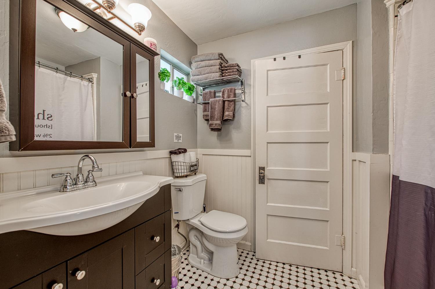 42009 Tollhouse Road, Shaver Lake, CA, 93664