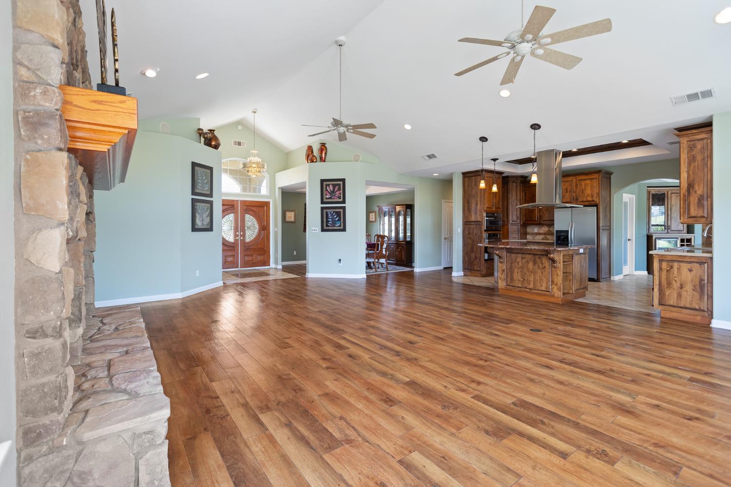 32250 Appaloosa Drive, Lindsay, CA, 93265