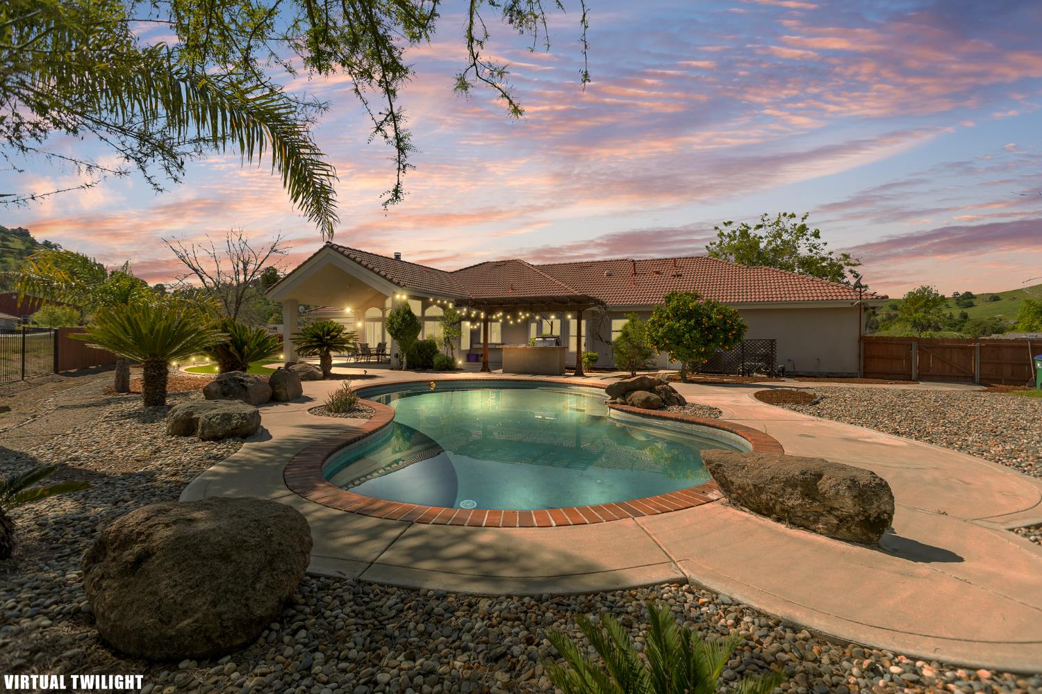 32250 Appaloosa Drive, Lindsay, CA, 93265