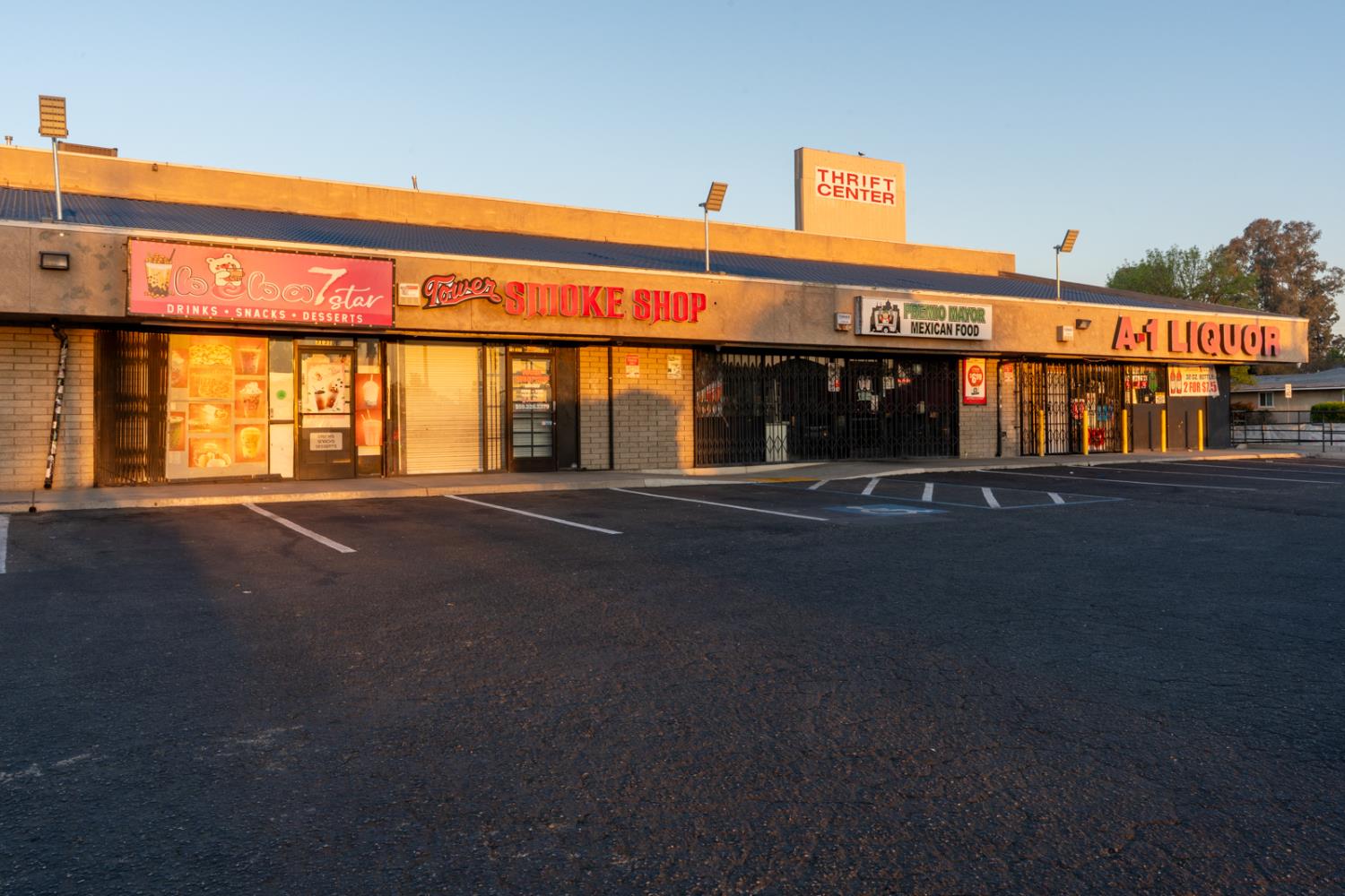 3111 N Maroa Avenue, Fresno, CA, 93704