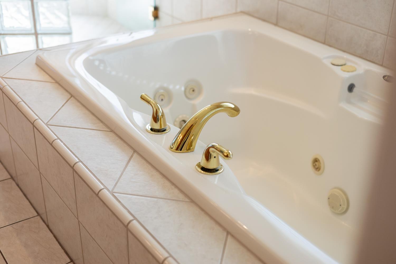 32250 Appaloosa Drive, Lindsay, CA, 93265