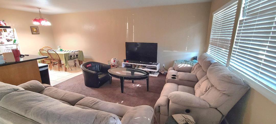 Condo in Fresno - photo 3