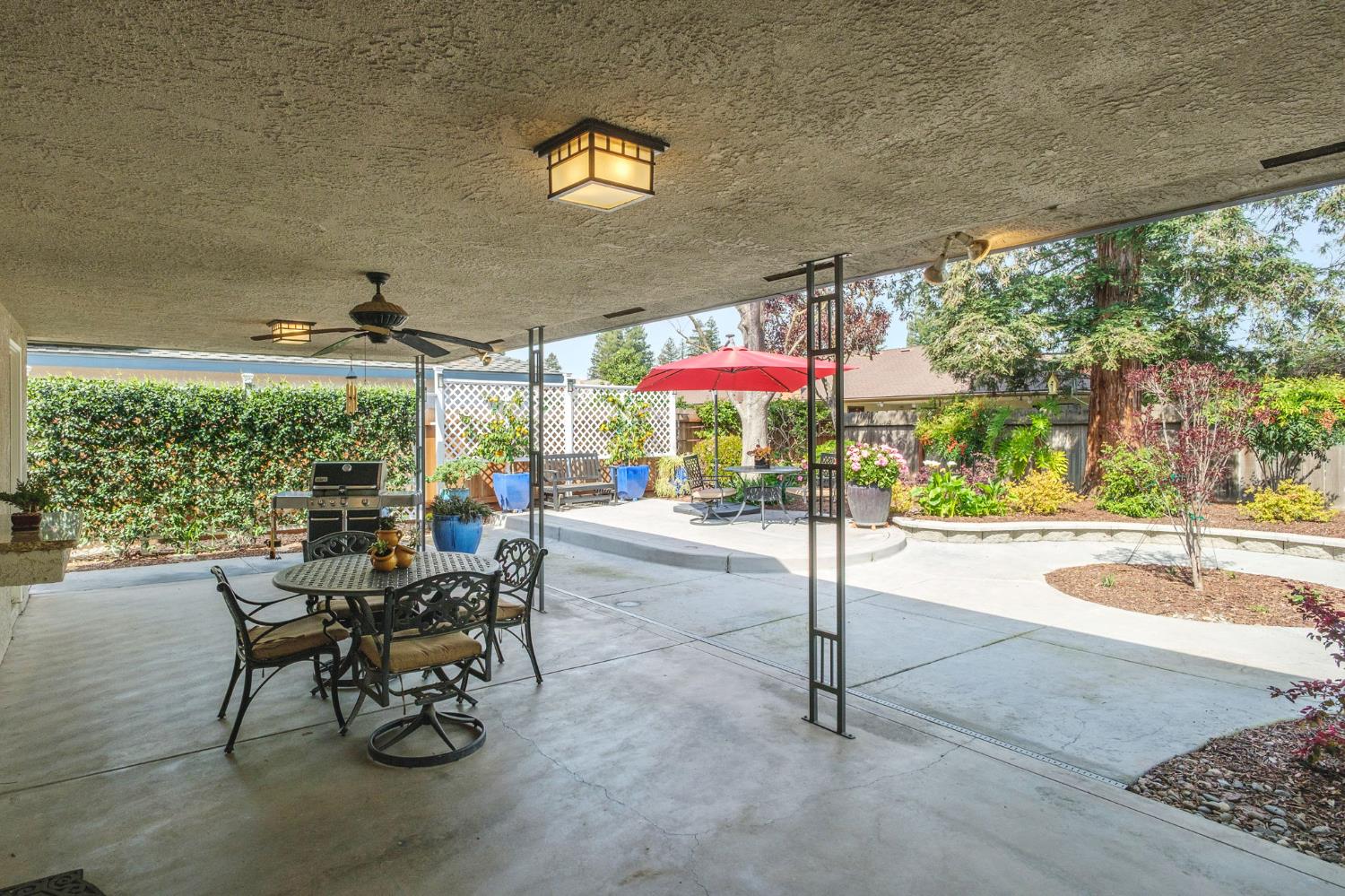 1572 E Decatur Avenue, Fresno, CA, 93720