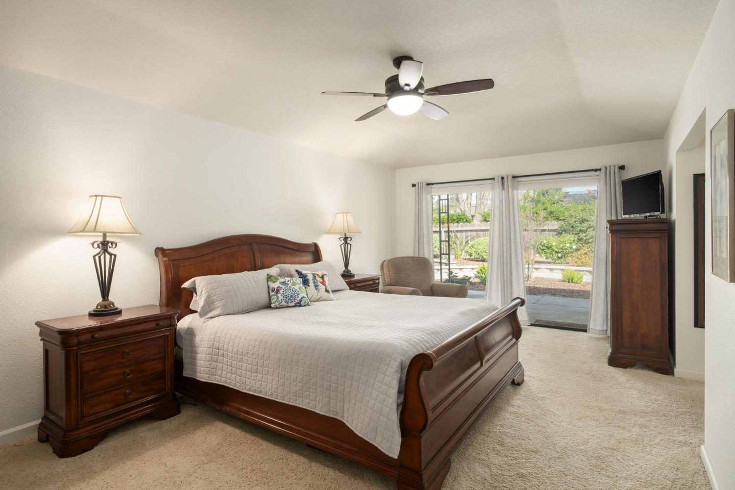 1572 E Decatur Avenue, Fresno, CA, 93720