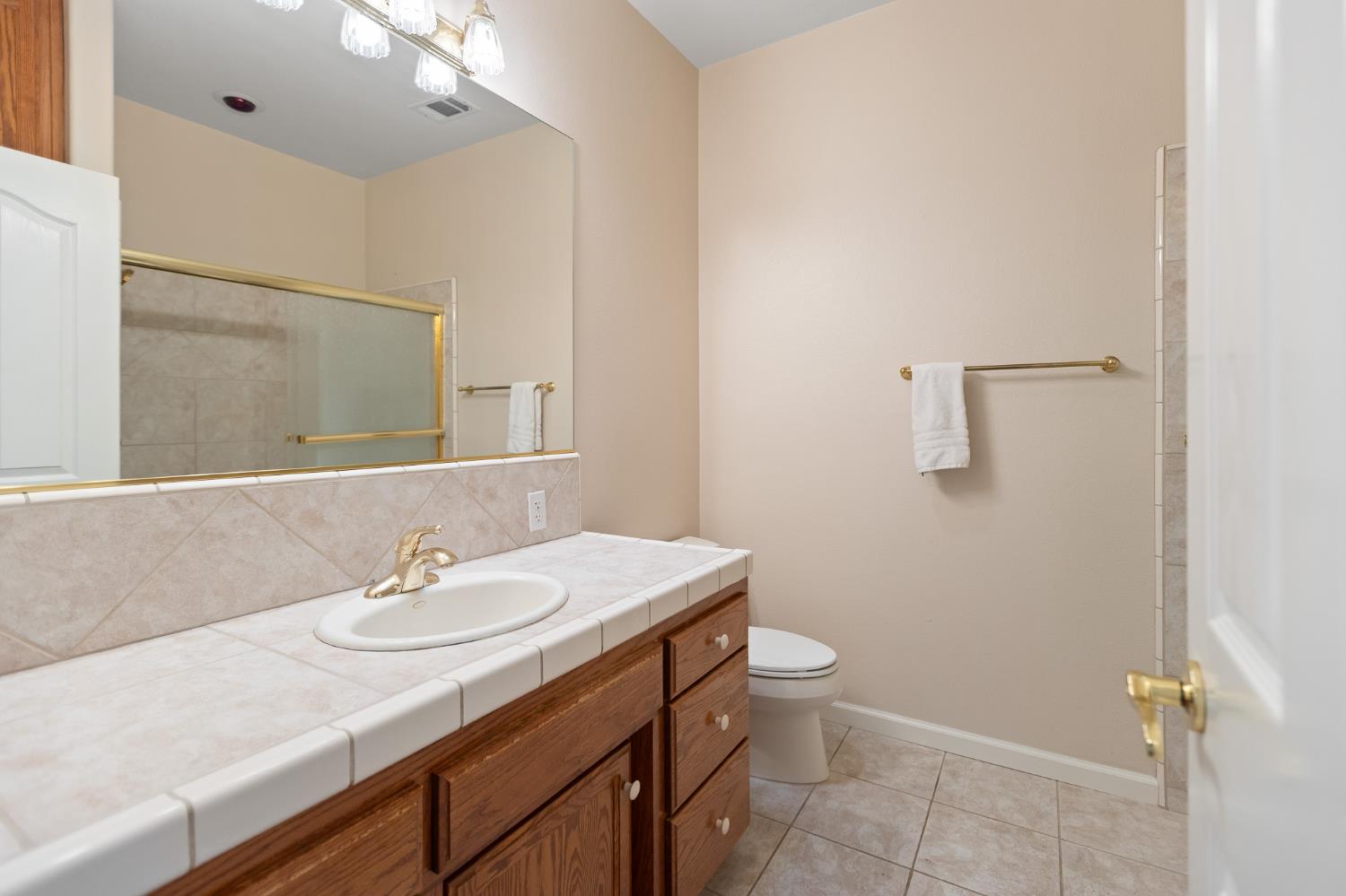 32250 Appaloosa Drive, Lindsay, CA, 93265