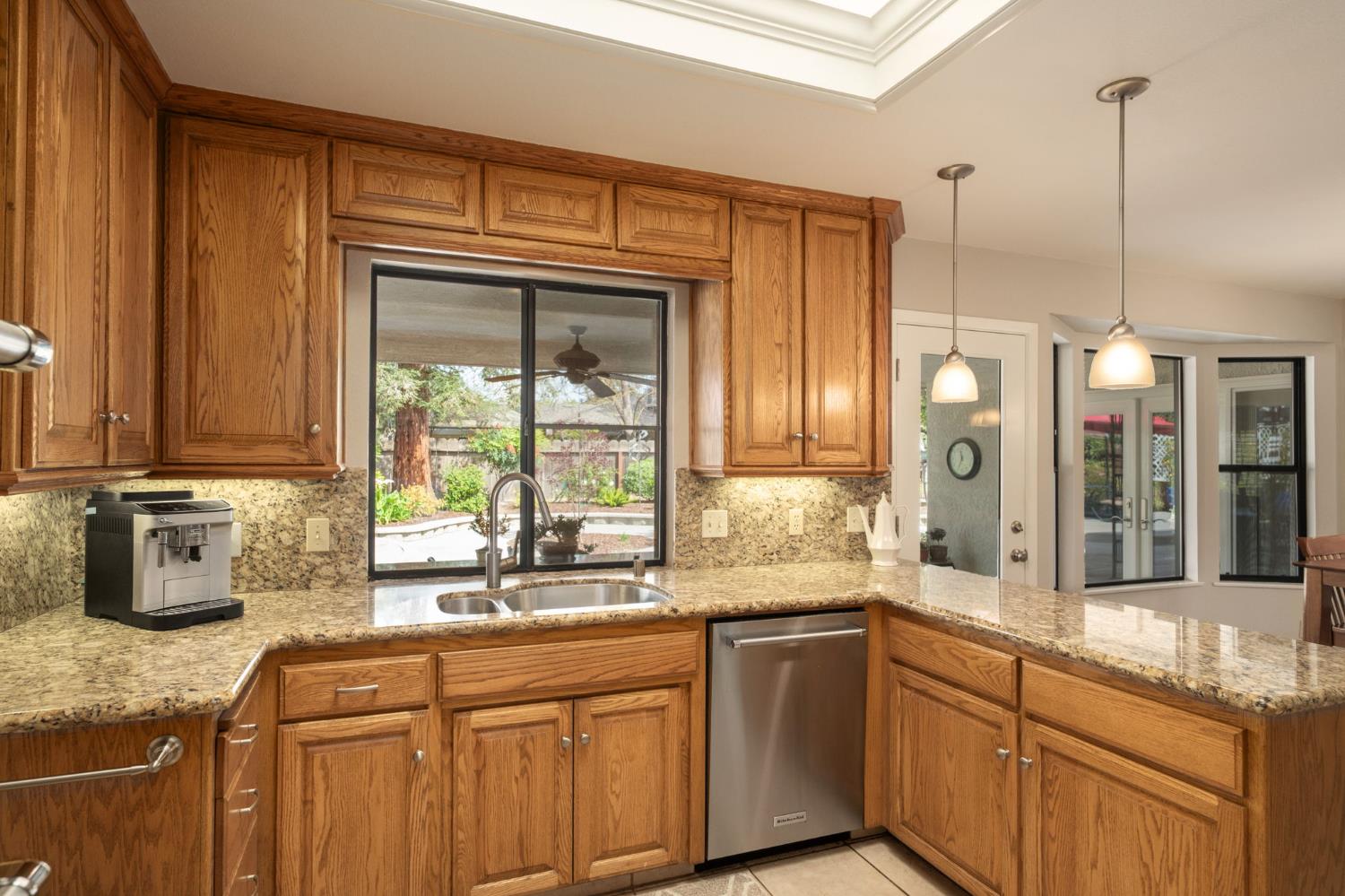 1572 E Decatur Avenue, Fresno, CA, 93720