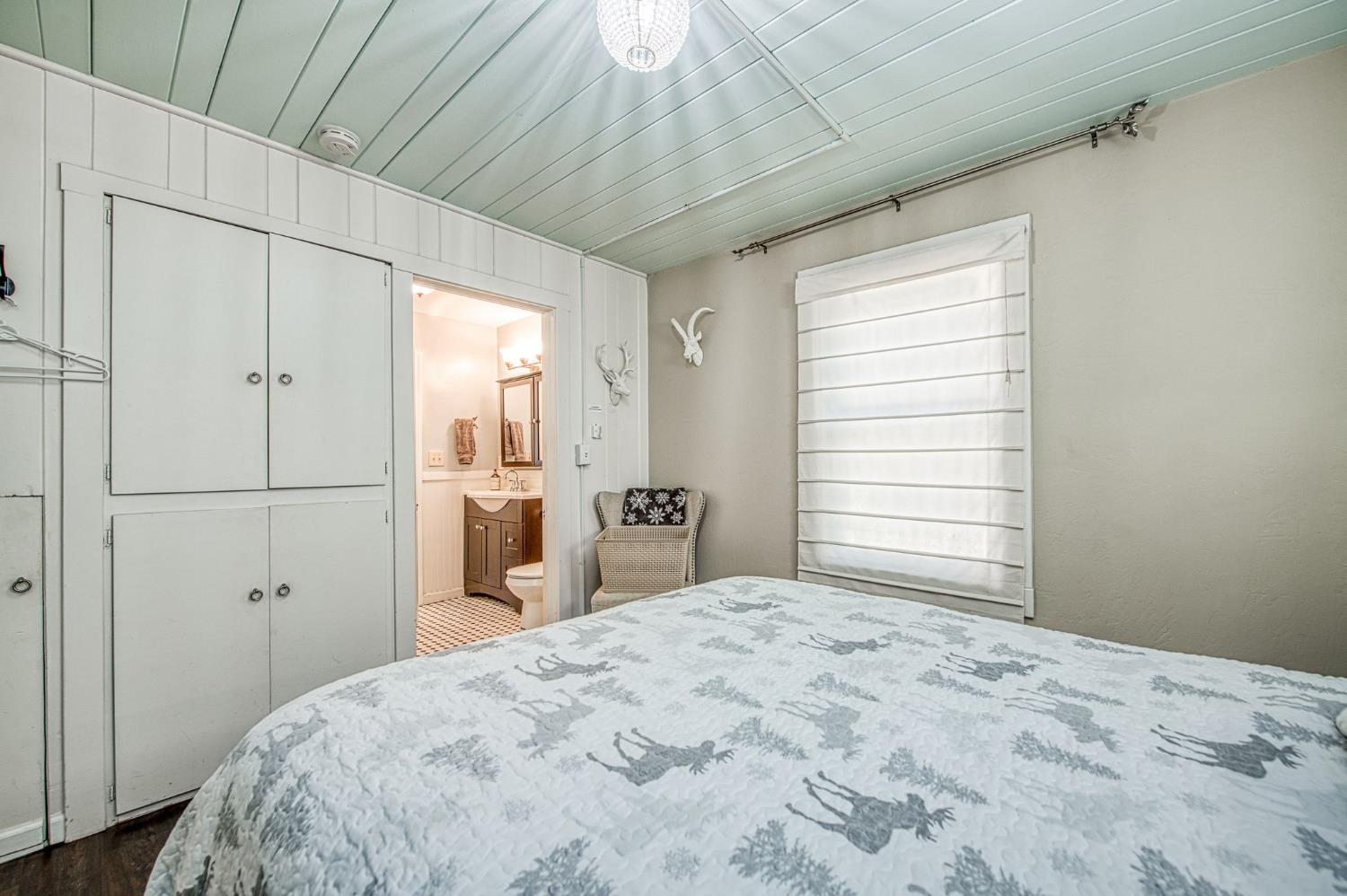 42009 Tollhouse Road, Shaver Lake, CA, 93664