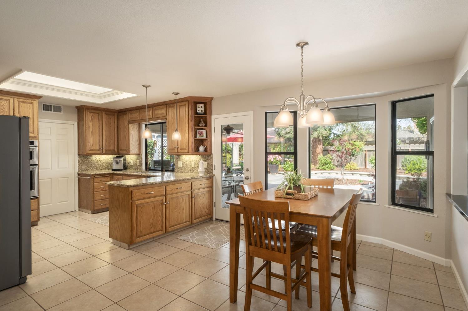 1572 E Decatur Avenue, Fresno, CA, 93720