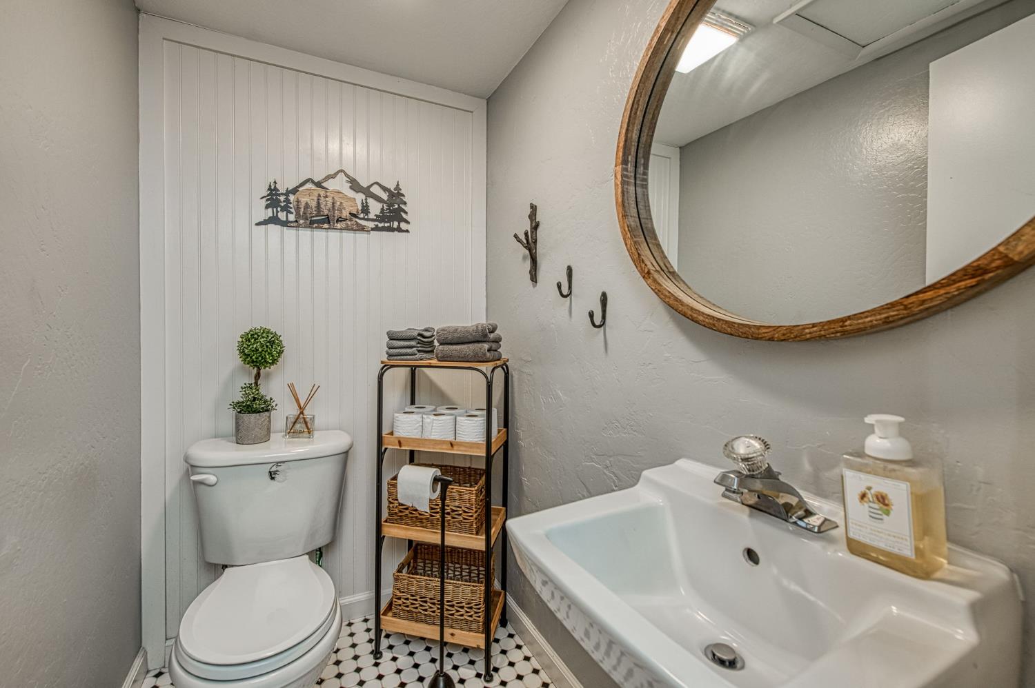 42009 Tollhouse Road, Shaver Lake, CA, 93664