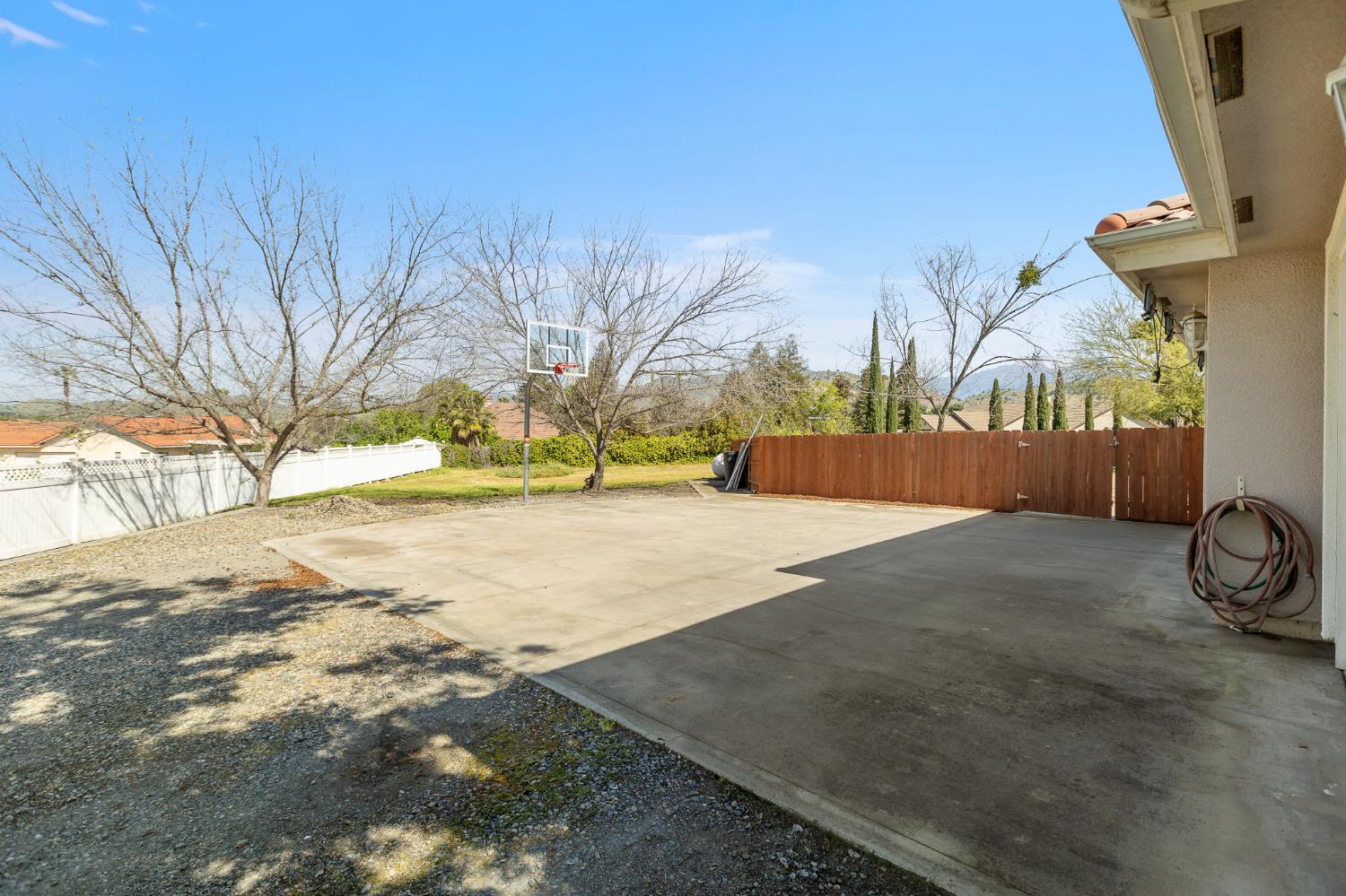 32250 Appaloosa Drive, Lindsay, CA, 93265