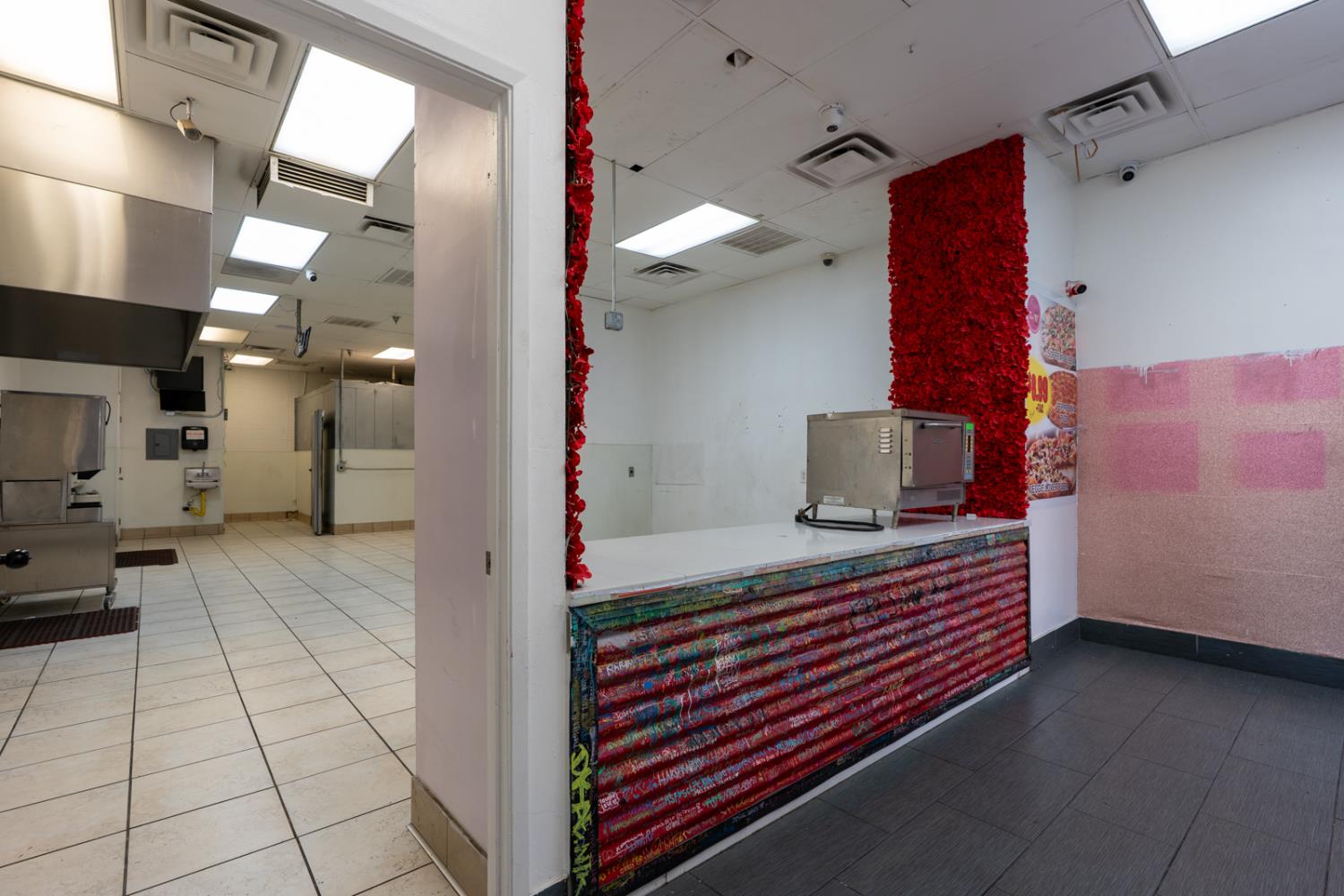 3111 N Maroa Avenue, Fresno, CA, 93704