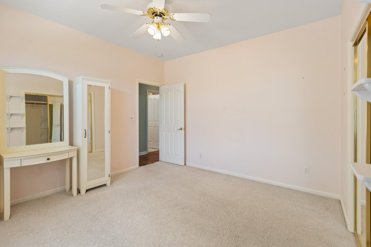 32250 Appaloosa Drive, Lindsay, CA, 93265