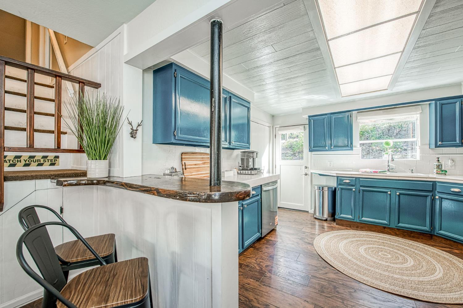 42009 Tollhouse Road, Shaver Lake, CA, 93664