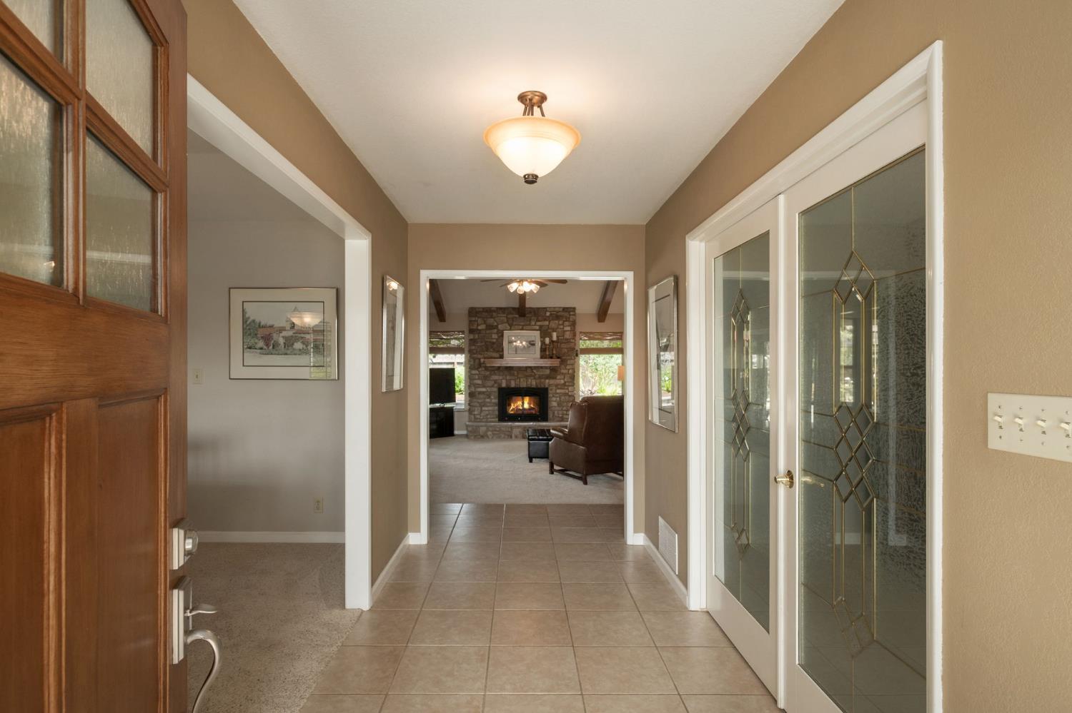 1572 E Decatur Avenue, Fresno, CA, 93720