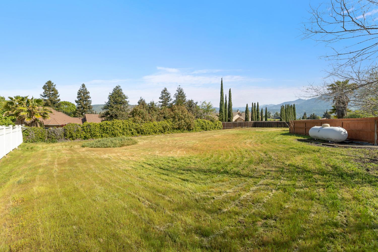 32250 Appaloosa Drive, Lindsay, CA, 93265