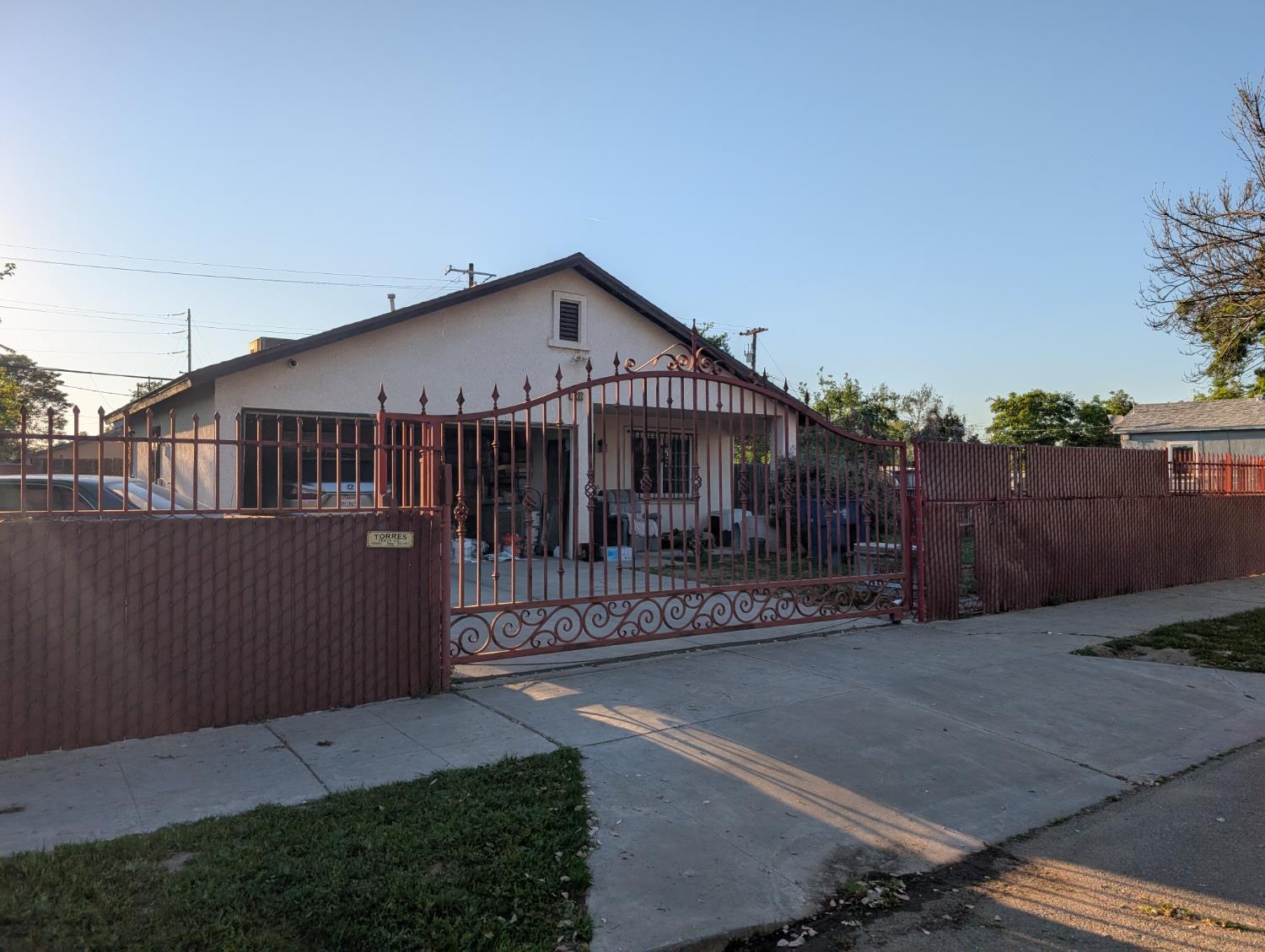 2202 S Nicholas Avenue, Fresno, CA, 93706