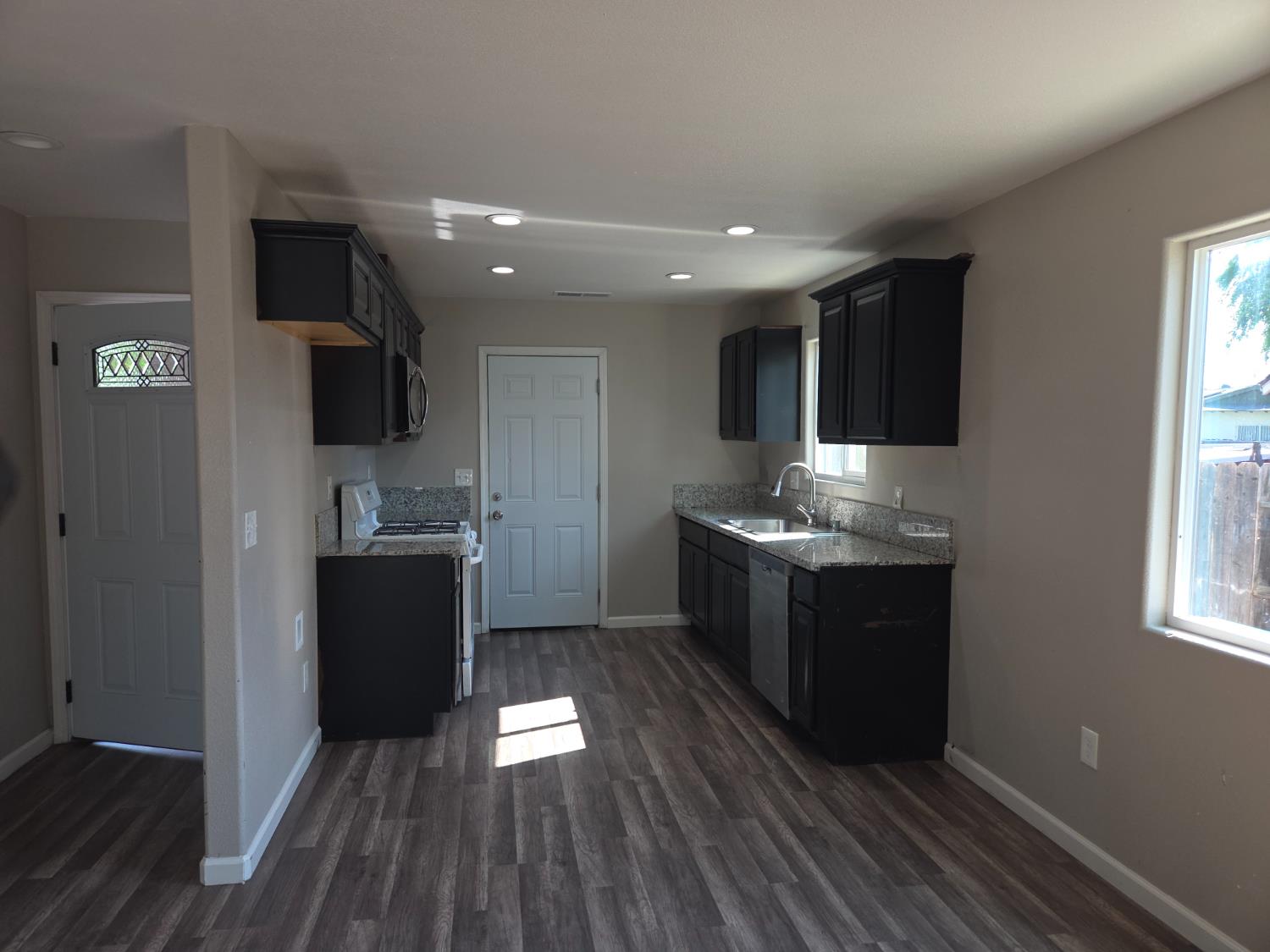 1732 S Sierra Vista, Fresno, CA, 93702