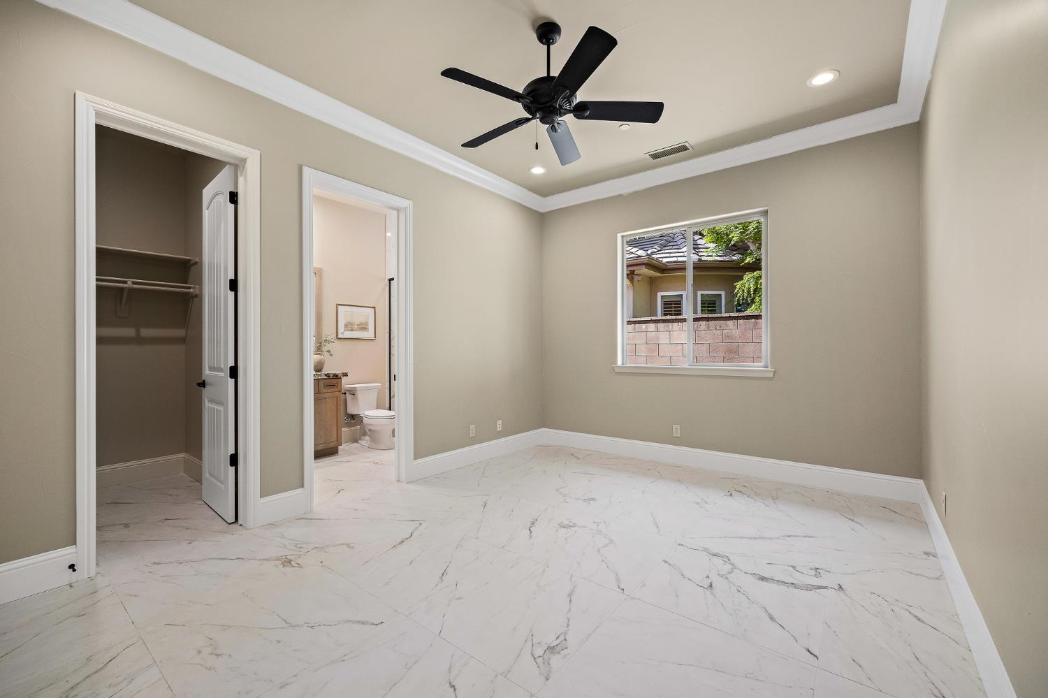 4748 W Alluvial Avenue, Fresno, CA, 93722