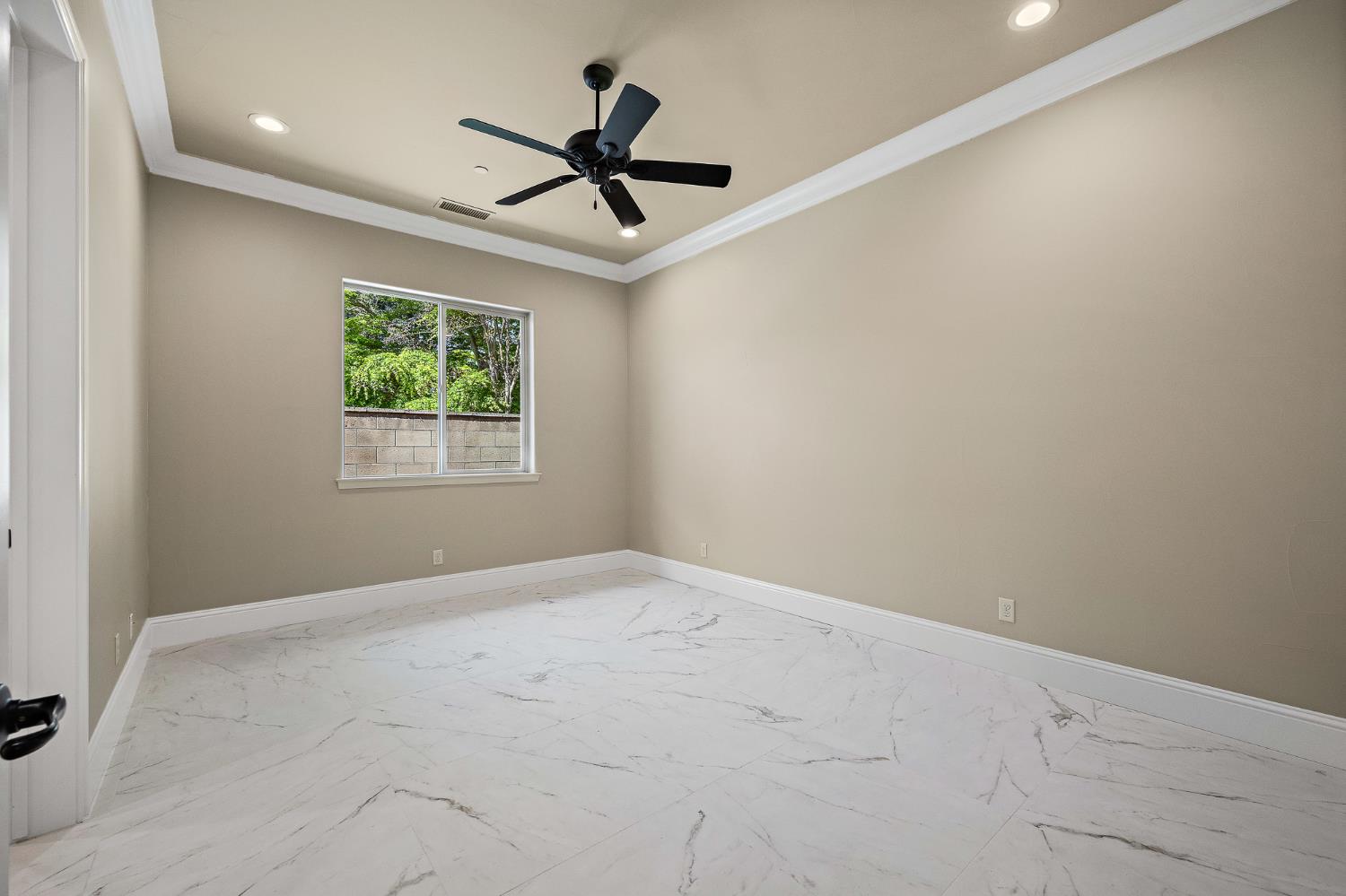 4748 W Alluvial Avenue, Fresno, CA, 93722