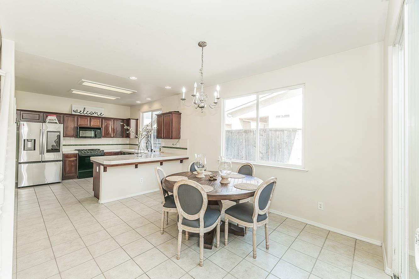 717 W Tivoli Lane, Clovis, CA, 93611
