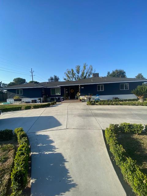 Single Family in Fresno - photo 3