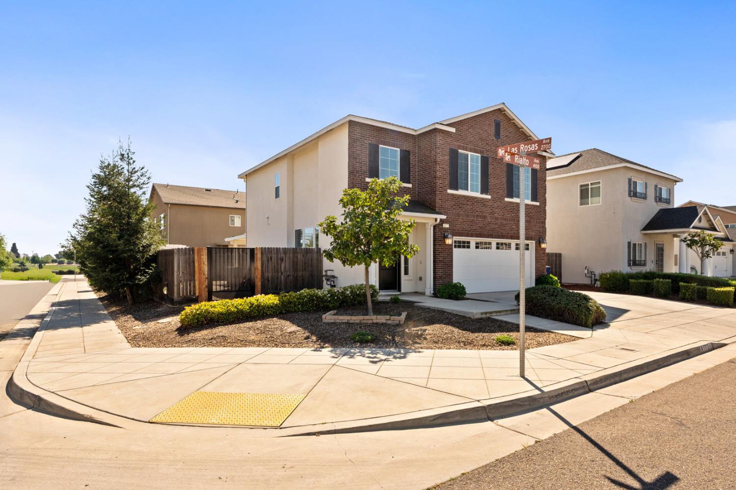 Single Family in Clovis - photo 2