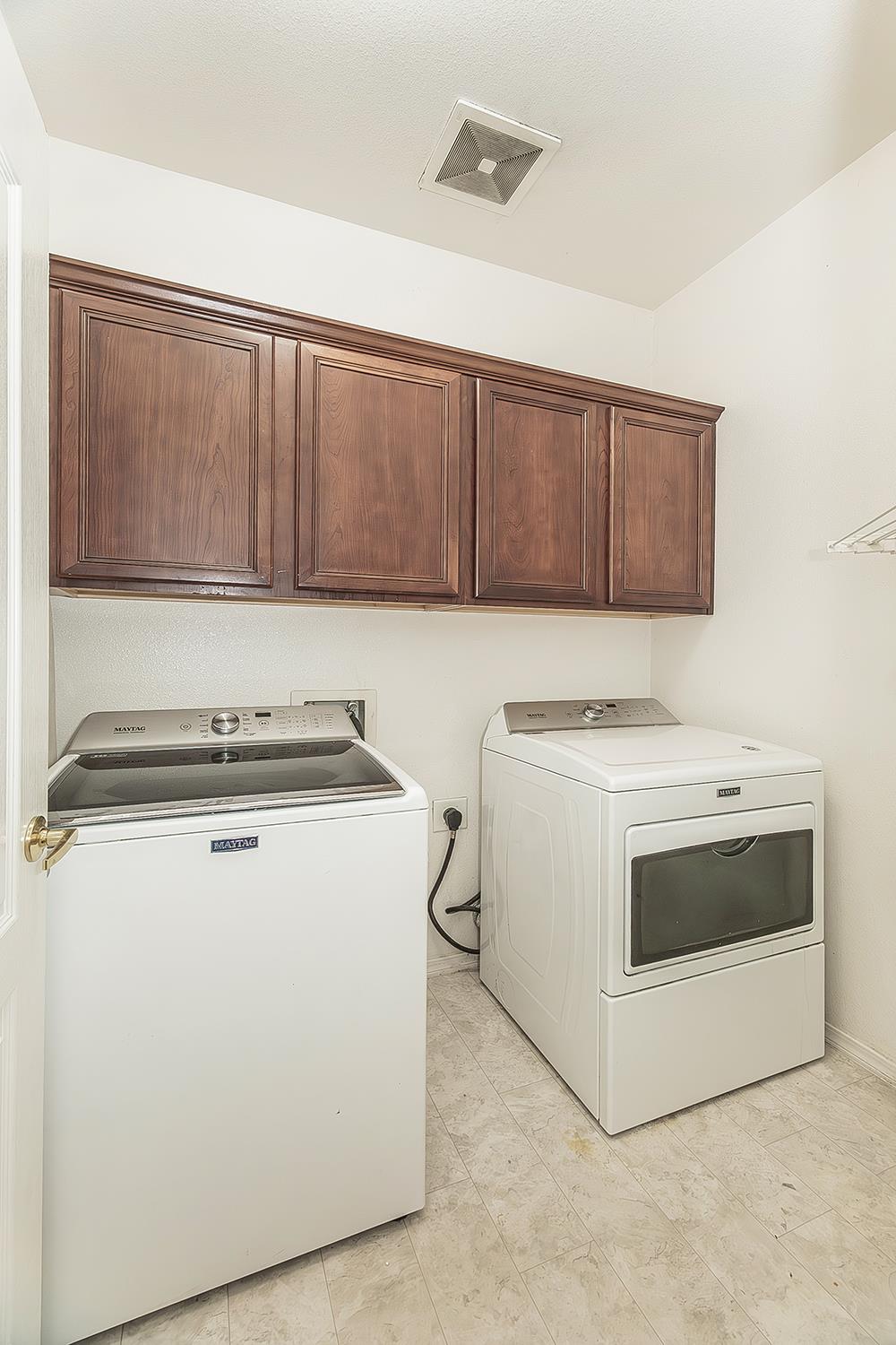 717 W Tivoli Lane, Clovis, CA, 93611