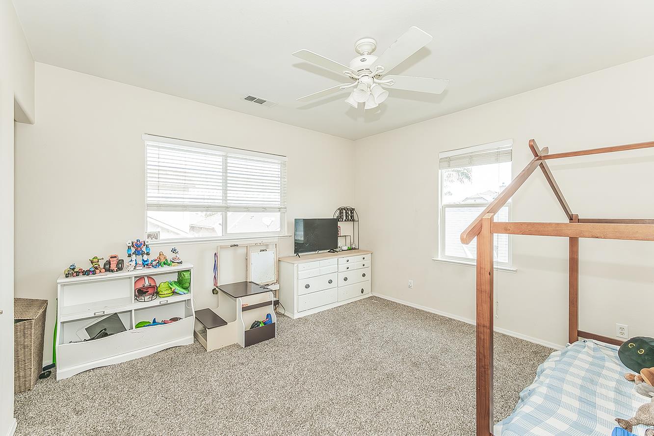 717 W Tivoli Lane, Clovis, CA, 93611