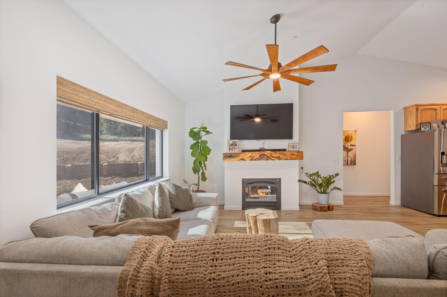 Single Family in North Fork - photo 2