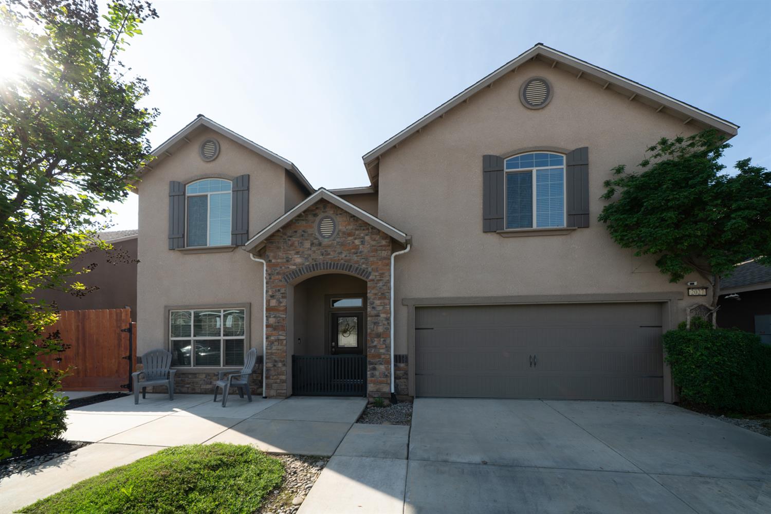 2027 W Babcock Avenue, Visalia, CA, 93291