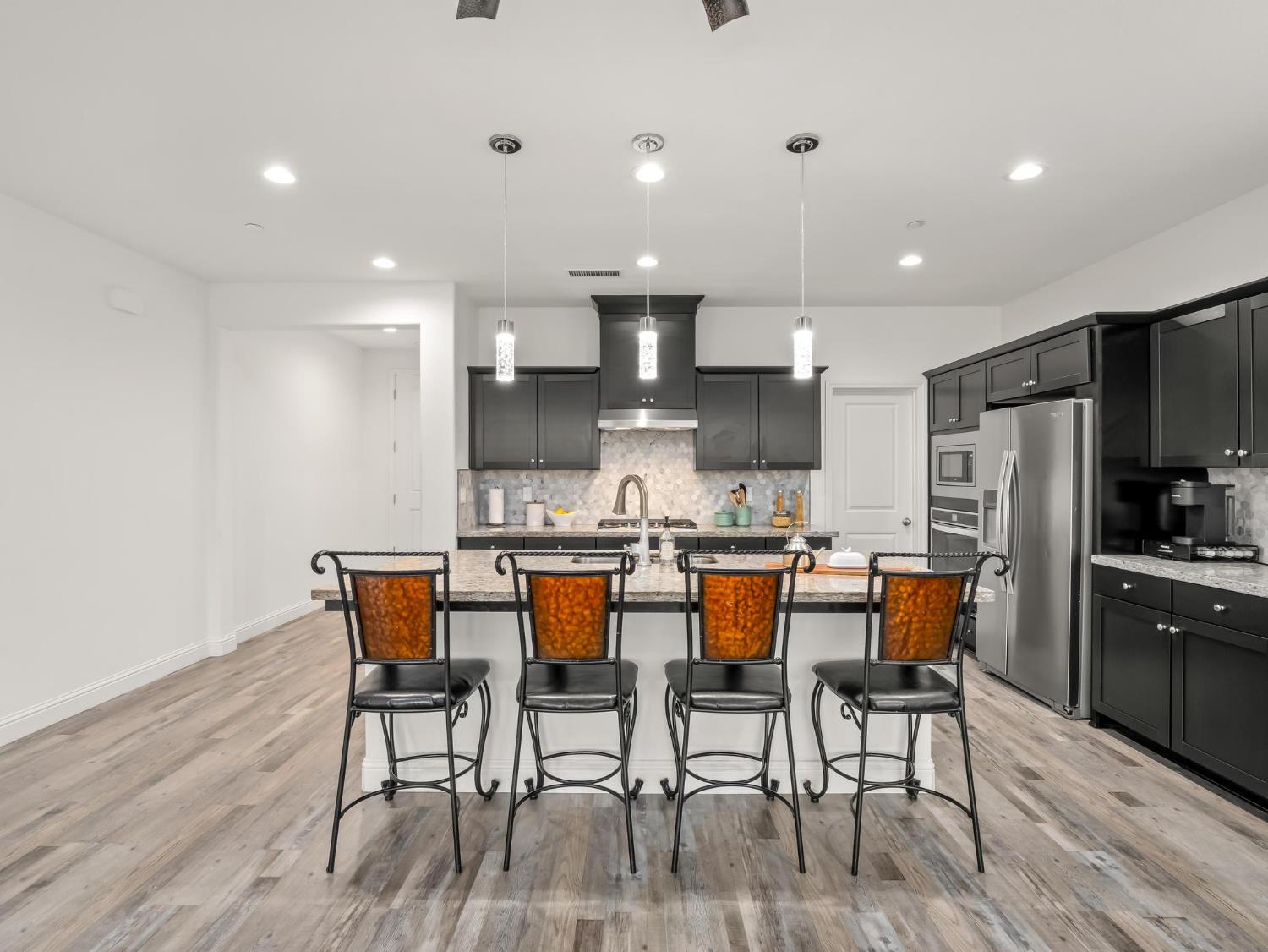 4080 San Jose Avenue, Clovis, CA, 93619