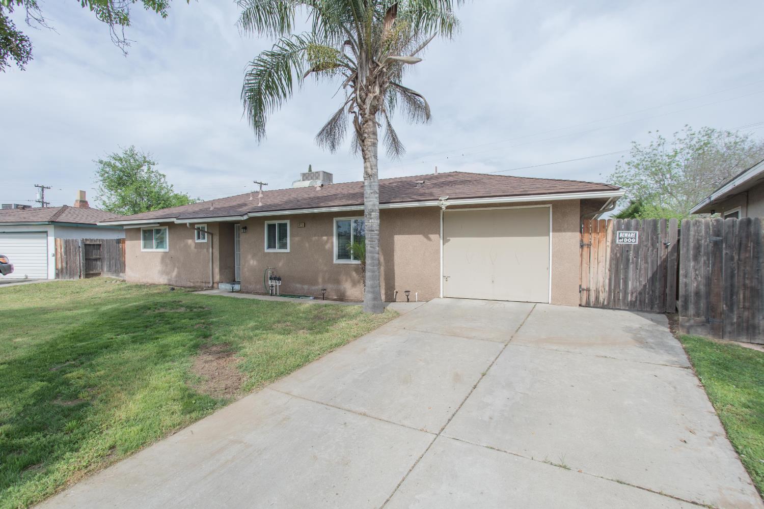 Single Family in Fresno - main photo