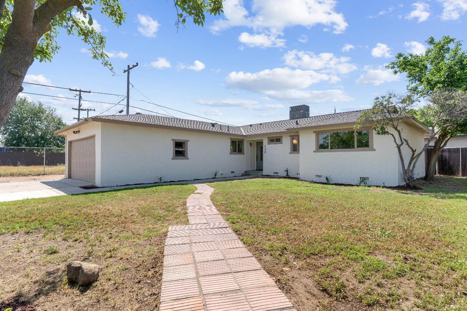 Single Family in Clovis - photo 3