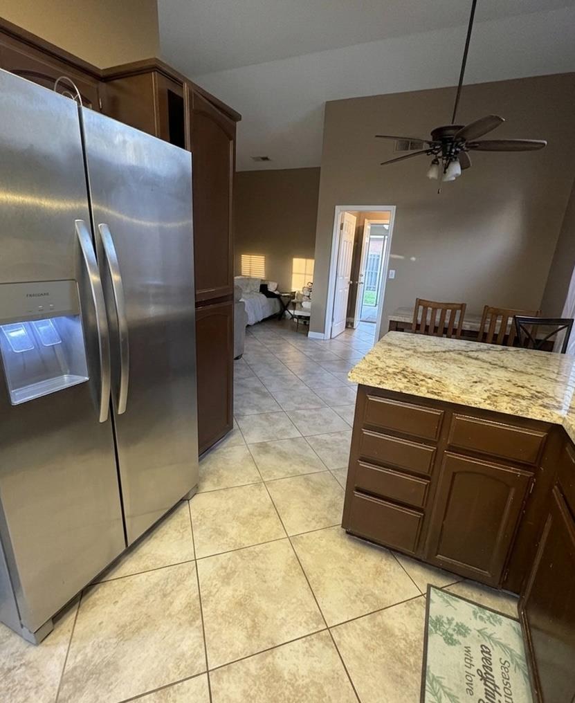Single Family in Fresno - photo 3