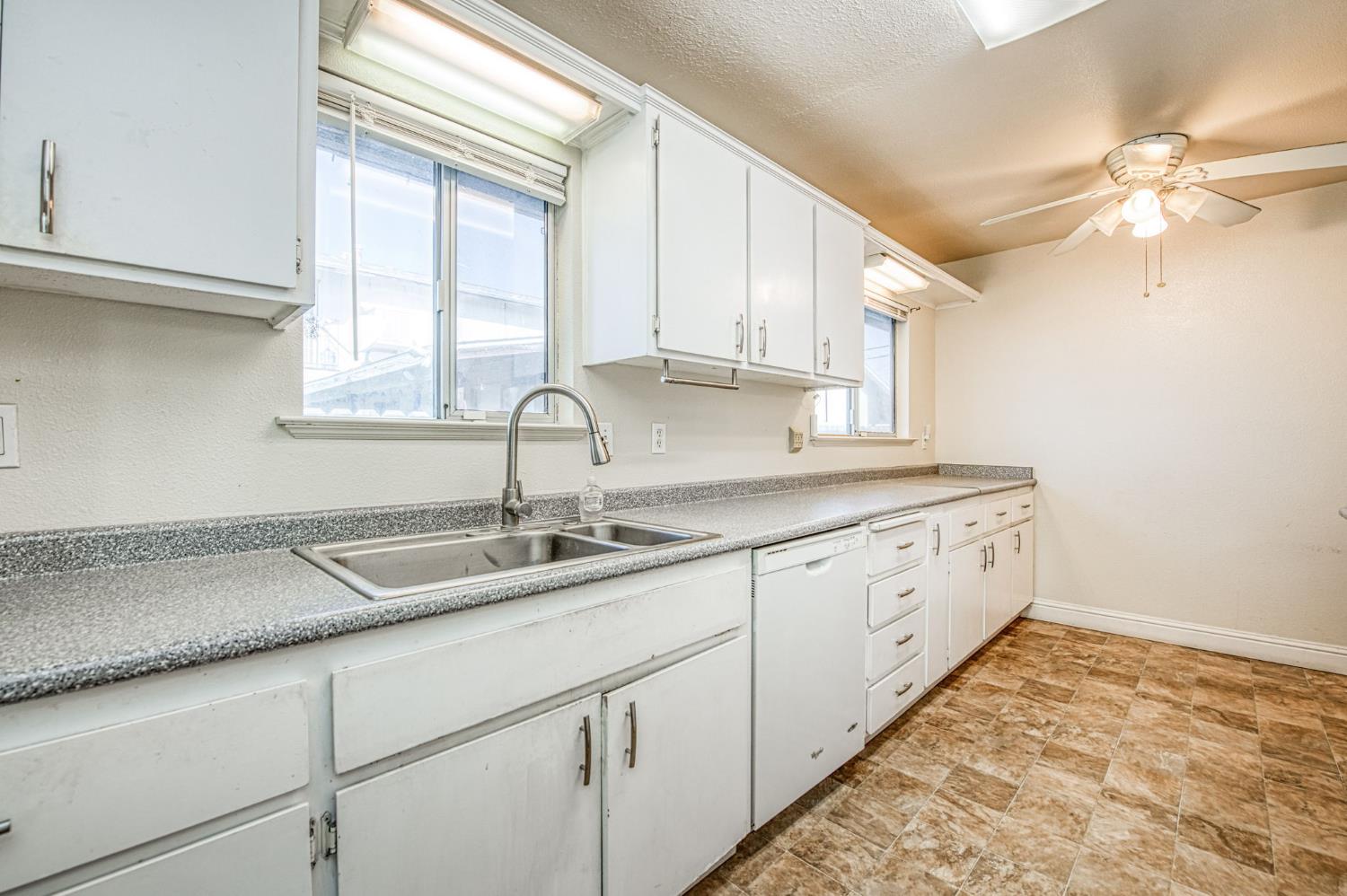 51 San Jose Avenue, Clovis, CA, 93612