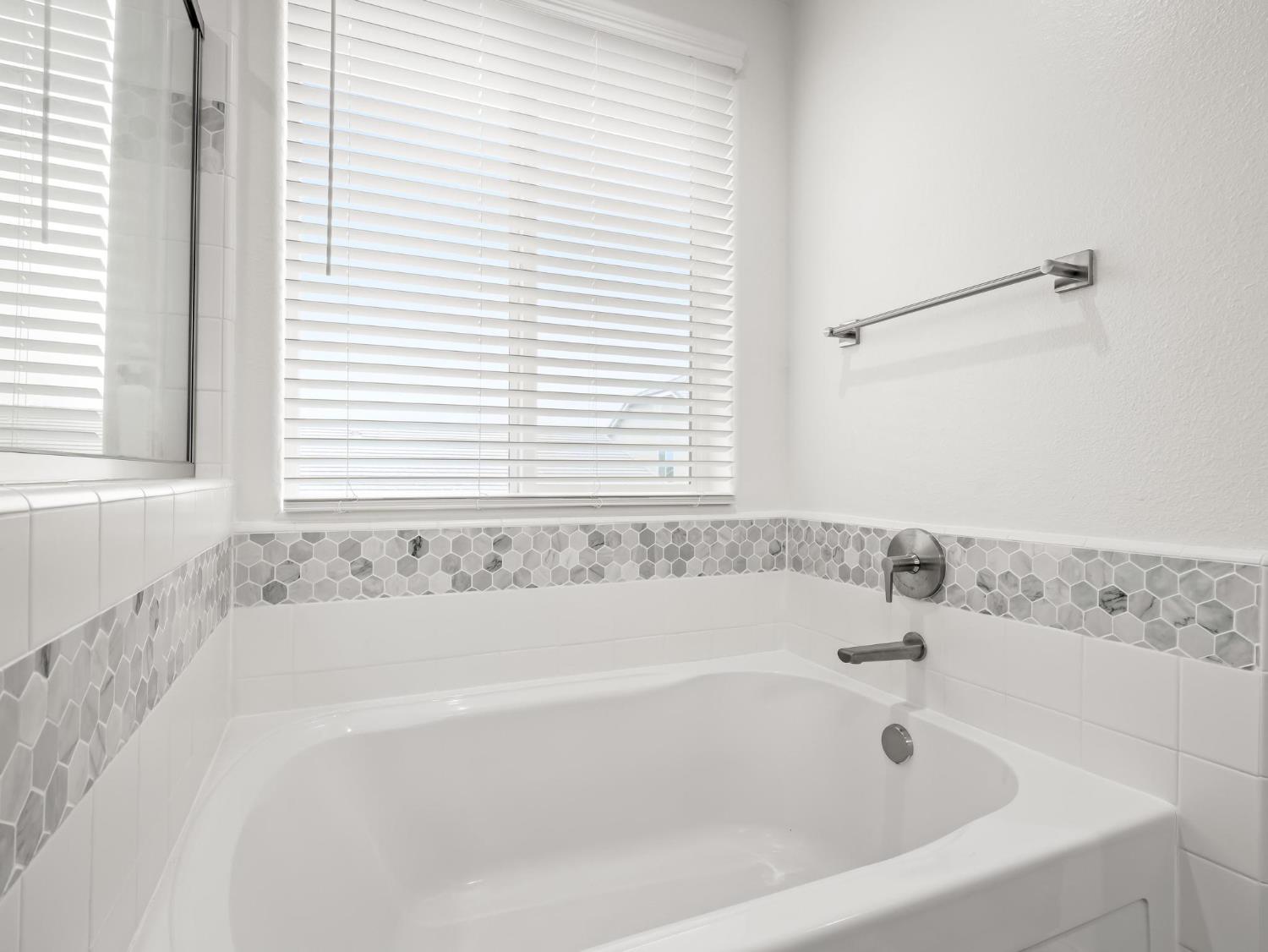 4080 San Jose Avenue, Clovis, CA, 93619