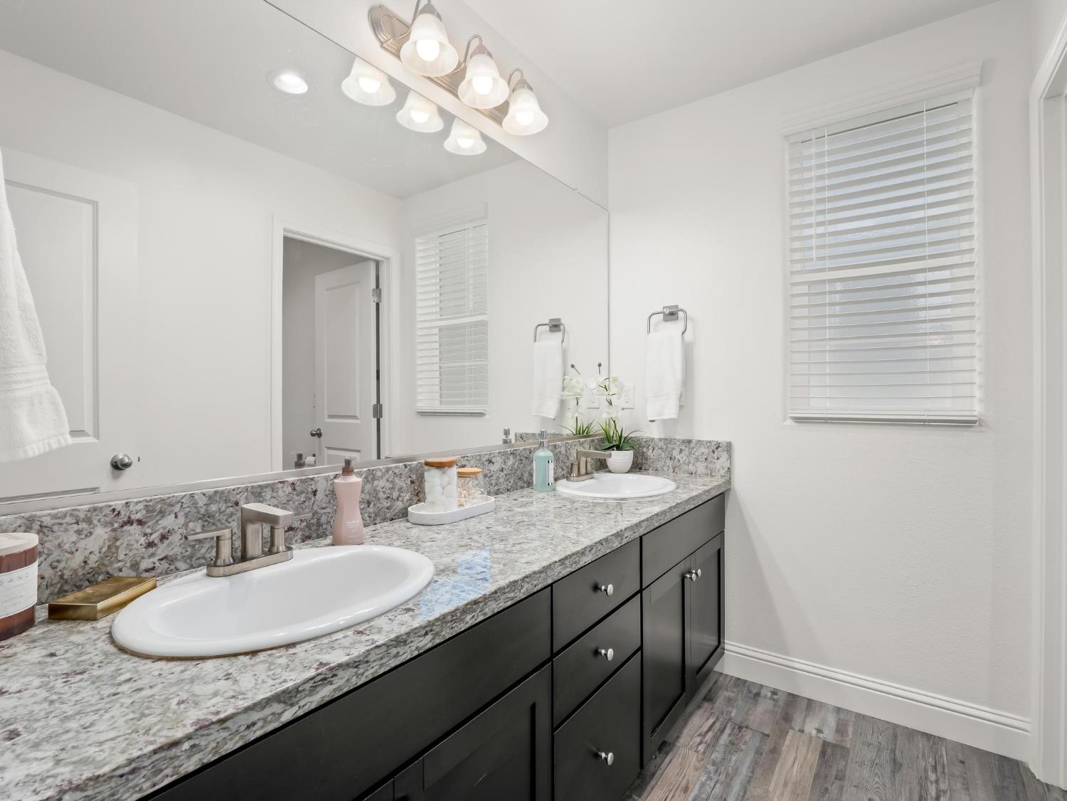 4080 San Jose Avenue, Clovis, CA, 93619