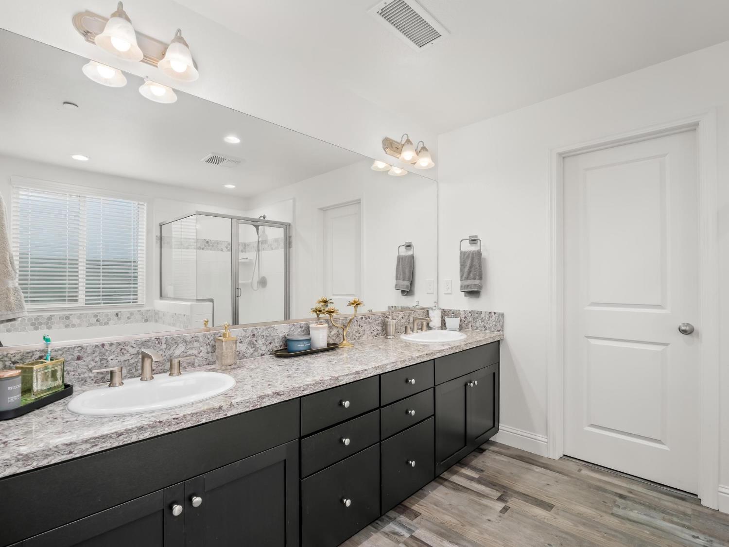 4080 San Jose Avenue, Clovis, CA, 93619