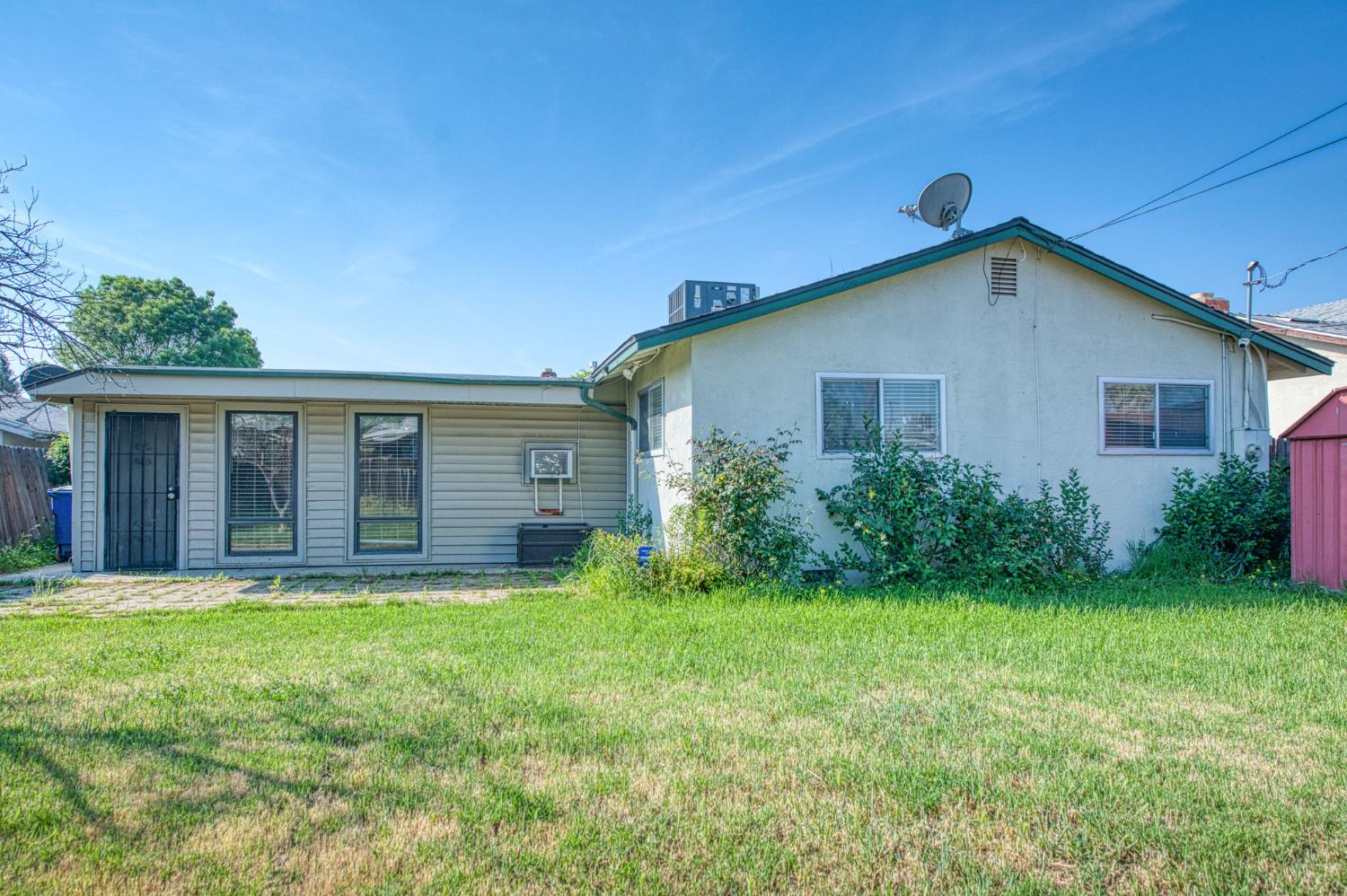 51 San Jose Avenue, Clovis, CA, 93612