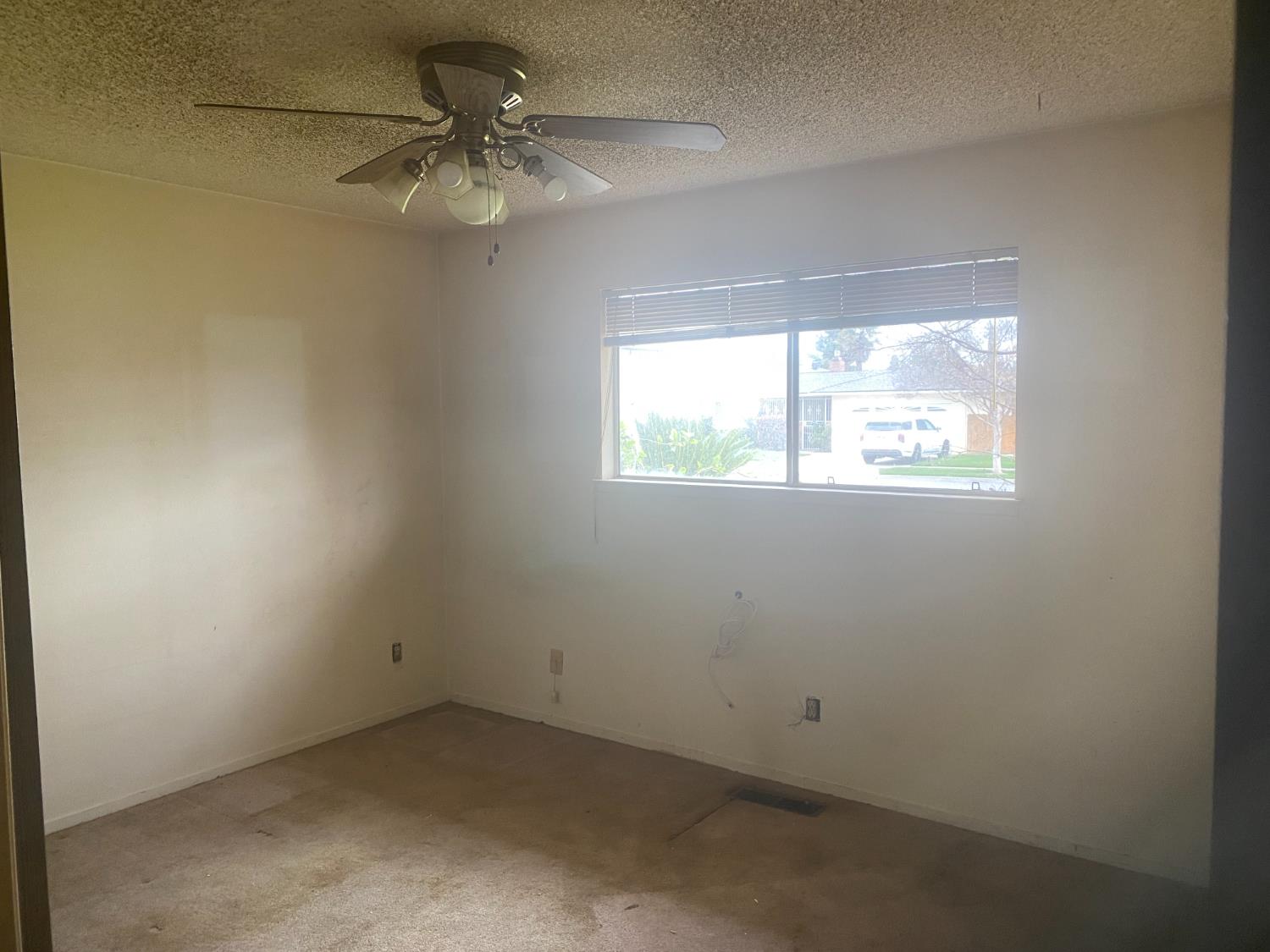 2654 E Warner Avenue, Fresno, CA, 93710