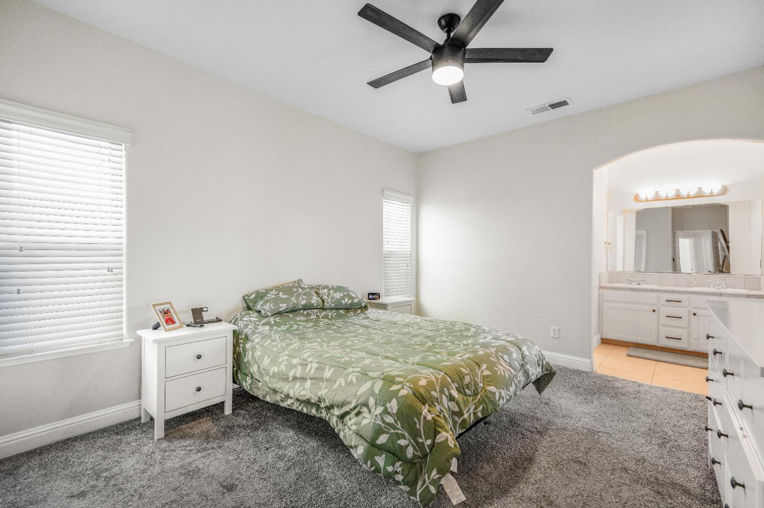 5391 E Burns Avenue, Fresno, CA, 93725