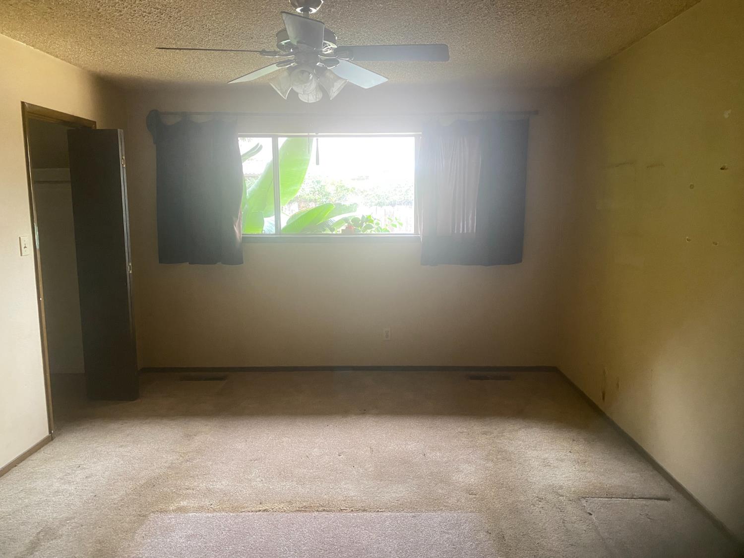 2654 E Warner Avenue, Fresno, CA, 93710